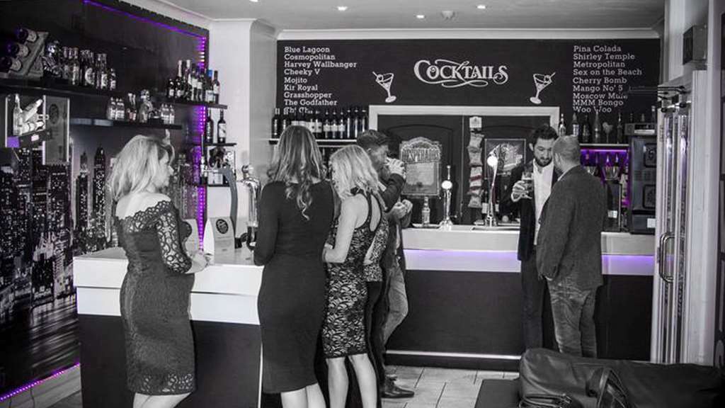The Northwick Arms Hotel 이브샘 레스토랑 사진